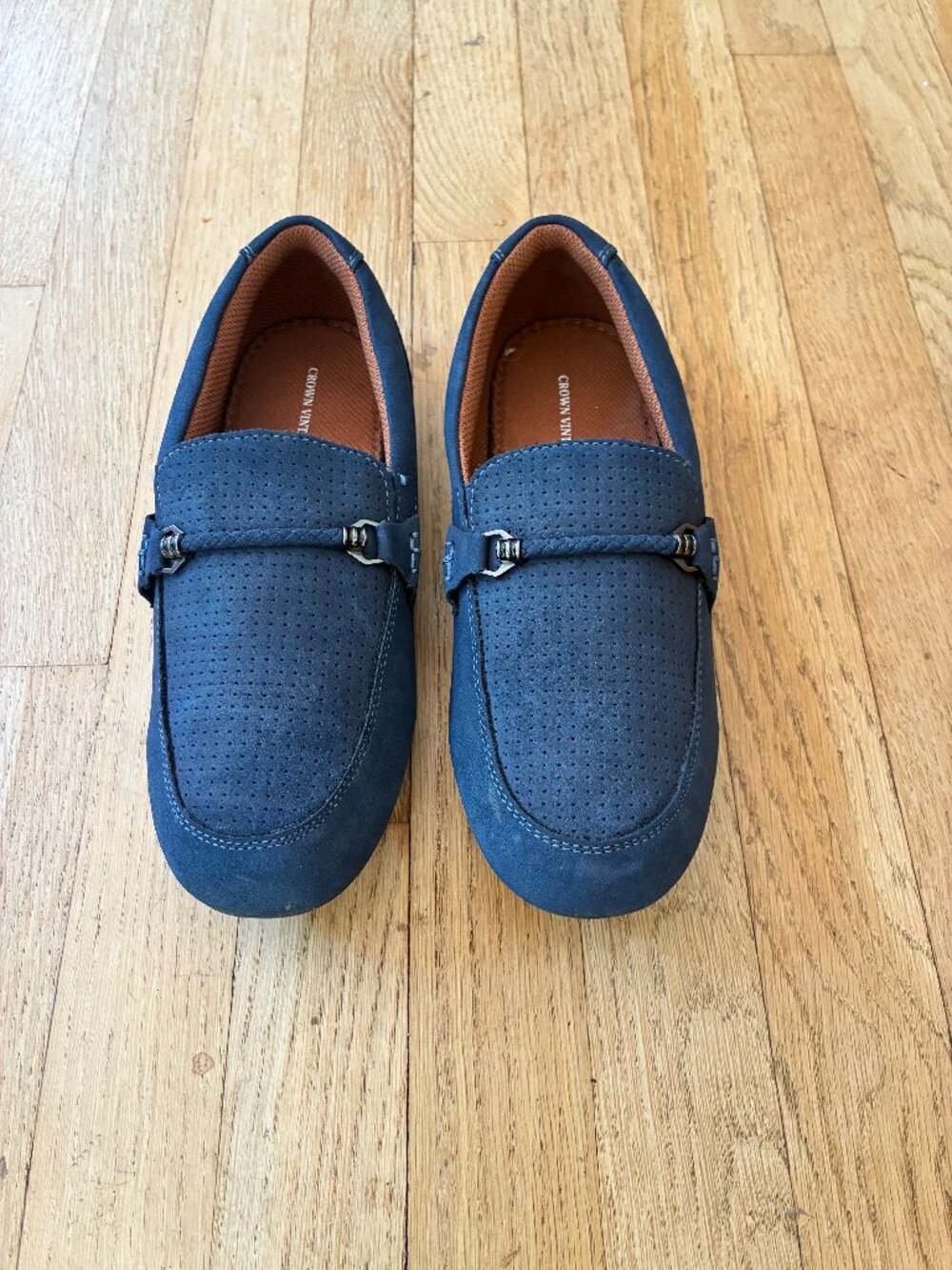 Crown Vintage Navy Blue slip-on shoes
